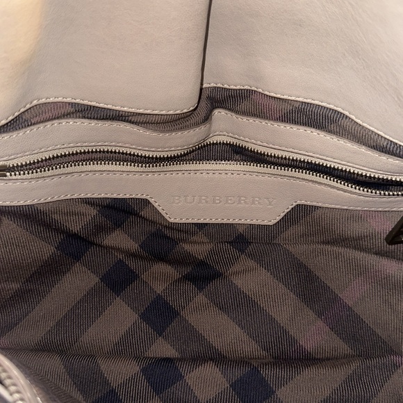 Burberry Grey/Beige Quilted Leather Enmore Hobo - Picture 11 of 13